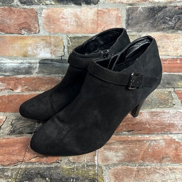 5 for $25🔥Fiona Black Heeled Booties Size 8 1/2 - Picture 2 of 7